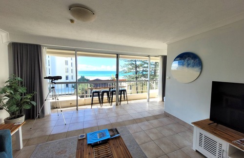 Surfers Paradise Apartment | Surfers Chalet