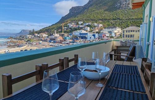 Muizenberg Apartment | Surfers Corner Luxury Penthouse