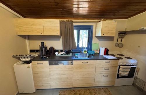 Anavyssos House | Surfers' Cottage