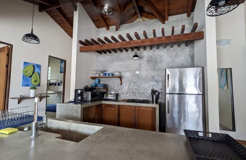 Avellanas Beach House | Surfers, Families, Nature Lovers Villa with Fiber Optic in Avellanas 🌴🌞🌊n