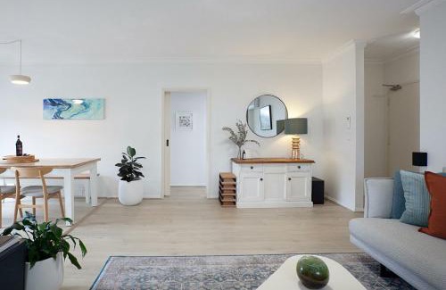 Bondi Beach House | Surfers Paradise Bondi Beach