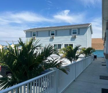 Chincoteague Apartment | Surfers Villa