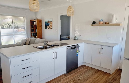 Waterhouse House | SurfMist House - WiFi