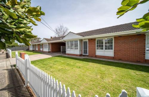 Somerton Park Apartment | Surfs Up at Somerton Park