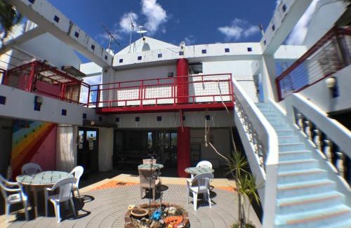 Onna Bed & Breakfast | Surfside Bed & Breakfast