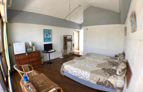 Onna Bed & Breakfast | Surfside Bed & Breakfast