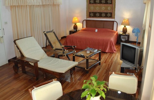 Manoc-Manoc Resort | Surfside Boracay Resort