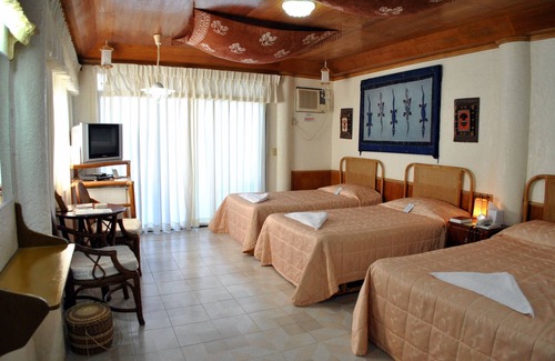Manoc-Manoc Resort | Surfside Boracay Resort