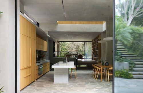 Clovelly House | Surfside Clovelly by Contemporary Hotels