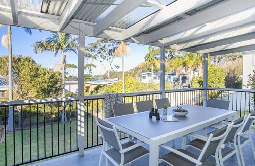 Narrawallee House | Surfside Cottage in Narrawallee