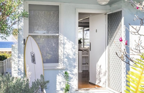 Narrawallee House | Surfside Cottage in Narrawallee