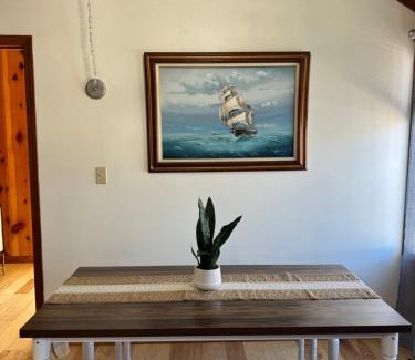 Seaside House | Surfside Cottage - Seaside Pets allowed