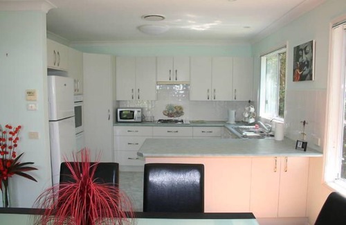 One Mile Cottage | Surfside Dreaming at One Mile Beach