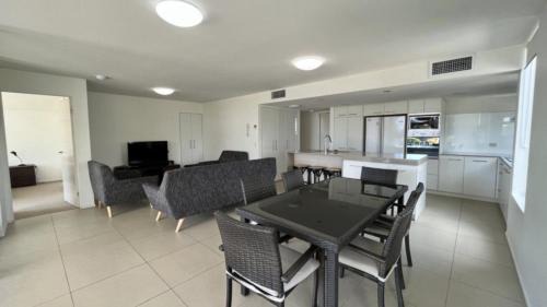 Currimundi Apartment | Surfside One Unit 1