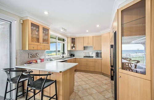 Warilla House | Surfside Solace - superb location