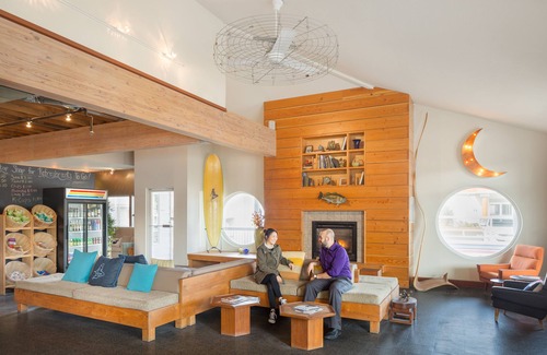 Lincoln City Hotel | Surftides Lincoln City