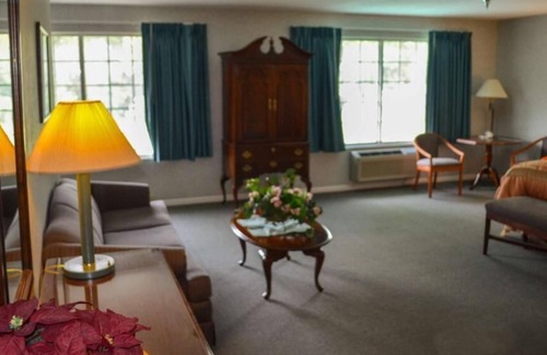 Ashland Hotel | Surrey Inn Ashland