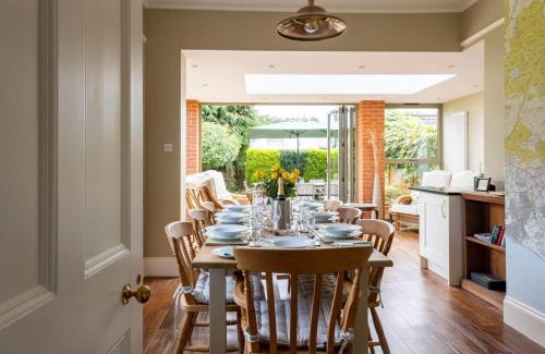 New Forest District House | Surrey Lodge