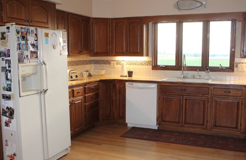 Walla Walla House | Surrounded by 22+ Southside wineries - most w/in walking distance. Pickle Ball.