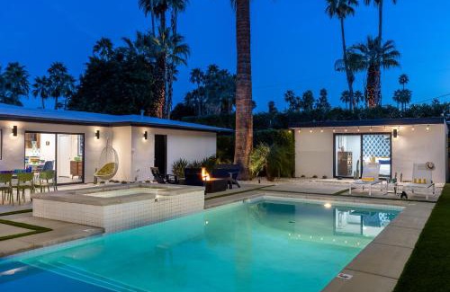 Tahquitz River Estates Villa | Surrounded by Palms by ACME House Company