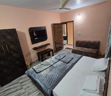 Khajuraho Hotel | Suryansh Hotel