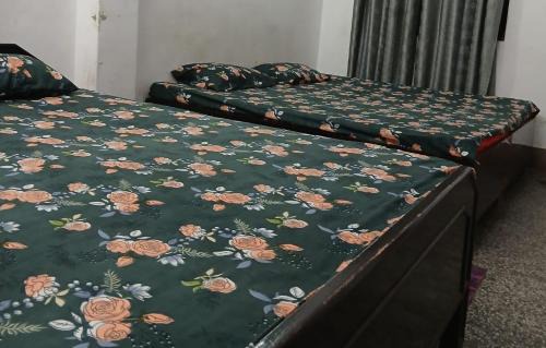Varanasi Nagar Nigam House | Sushma Home stay