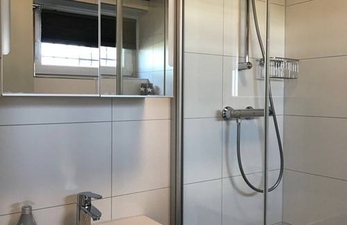 Sutel House | Sütel Strand 57, newly renovated with new shower room, W-LAN, close to the beach