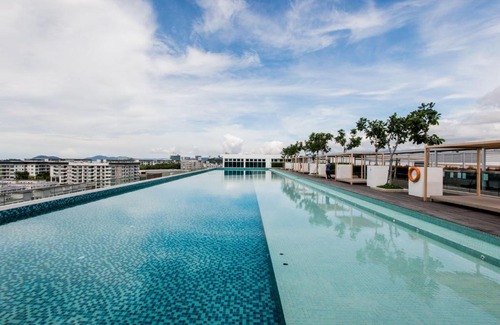 Kampung Sembulan Baru Apartment | Sutera Avenue by Pinstay