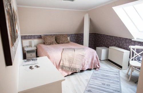 Kuressaare House | Suviste Guesthouse