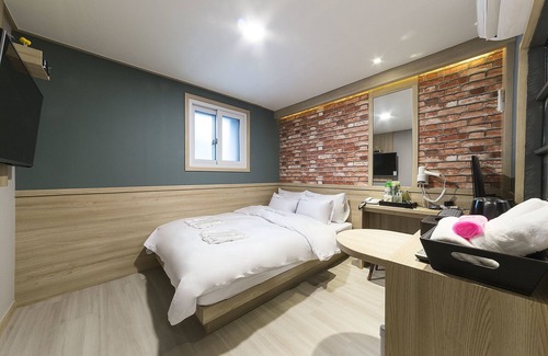 Gangbuk-gu Hotel | Suyu Canoe