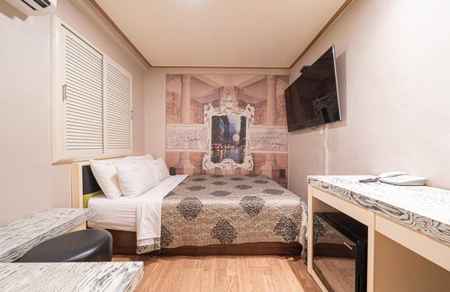 Beon 1-dong Hotel | Suyu Windsor