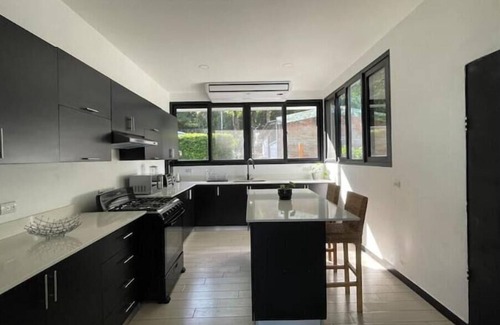 Coatepeque House | Turquoise View, Coatepeque Lake