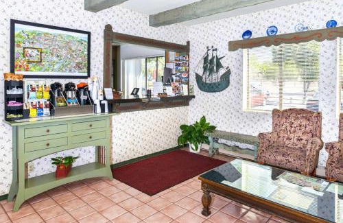 Solvang Hotel | Svendsgaard's Lodge- Americas Best Value Inn & Suites