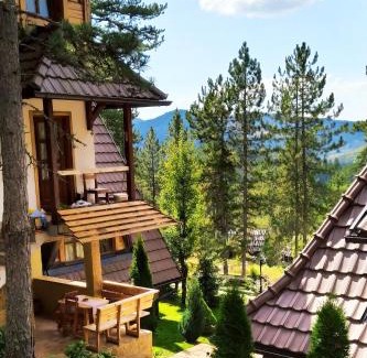Konjska Reka Apartment | SVETLA U PLANINI