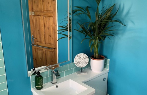 Swindon Bed & Breakfast | SW Bed & Breakfast