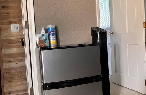 Western Apartment | SW Hills Guest Suite with Private Entrance and Bathroom with Sauna