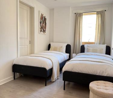 Wimbledon Park Apartment | SW19 Apartment - Sleeps Up To 5 - Free Parking