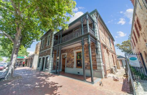 North Adelaide Apartment | Swainson on O'Connell