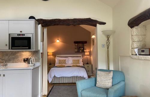 Chelmorton House | Swallow Barn