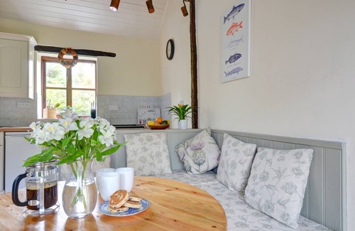 Llanerchymedd Cottage | Swallow Cottage