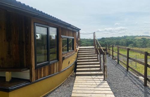 North Perrott Other | Swallowfield Glamping-Unsinkable