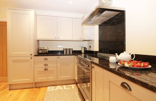 Brixham Cottage | Swallows Barn