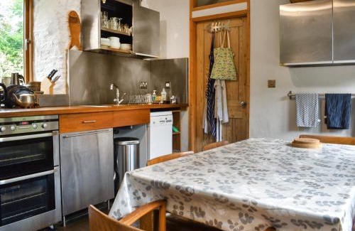 Lower Trengale House | Swallows Barn