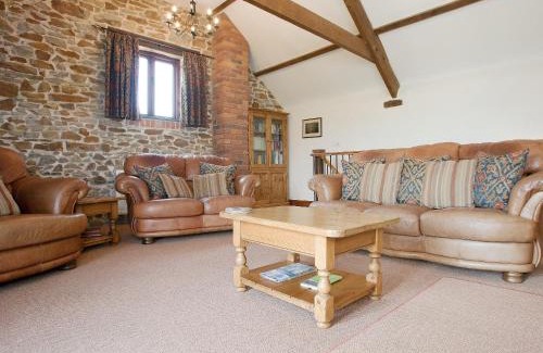 Bideford House | Swallows Cottage