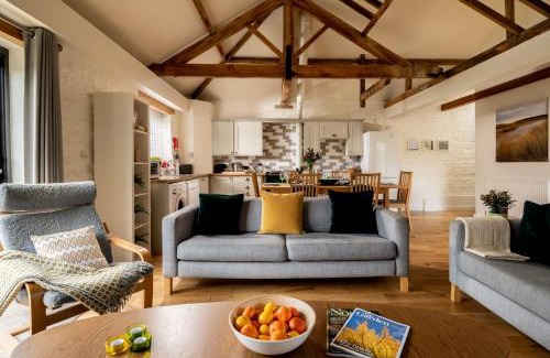 Sculthorpe House | Swallows Nest