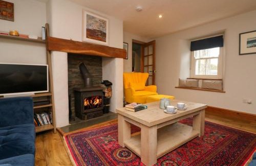 Morvah House | Swallows Nest