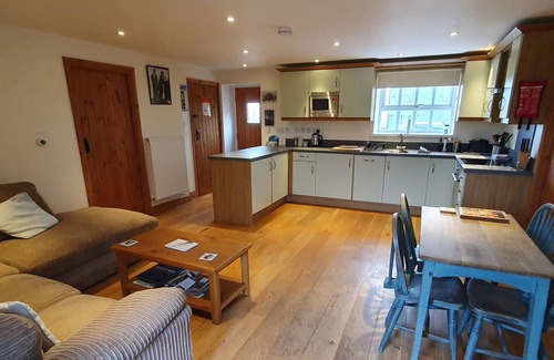 Catton Cottage | SWALLOWS REST, family friendly, with a garden in Allendale