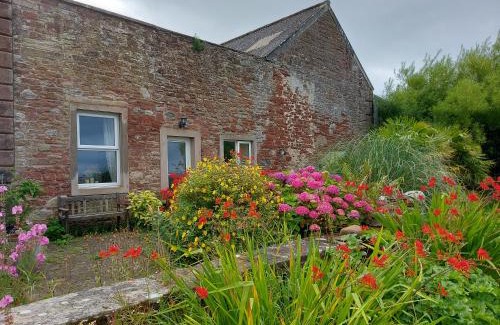 Allonby House | Swallows Rest - Scenic Cottage with Stunning Views