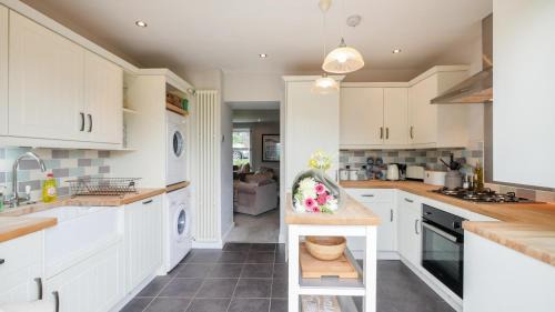 Hexham House | Swallowship Cottage
