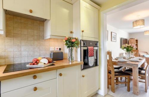 Winterton-on-Sea House | Swallowtail Cottage